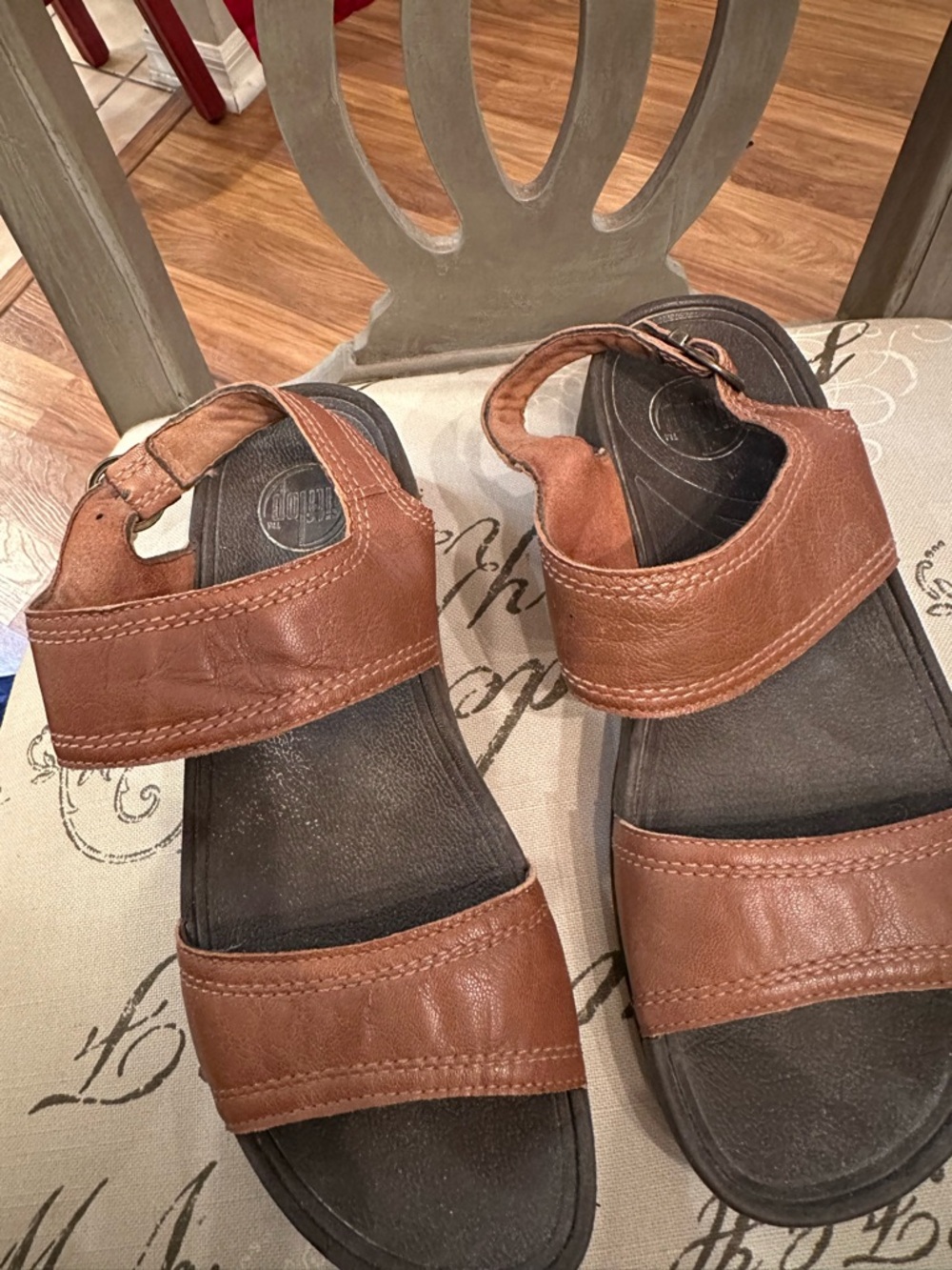 FitFlop Positano Sandals Leather,  Toffee Tan Microwobble footbed.. Size 10